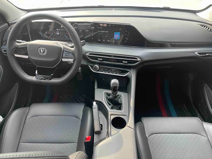 Фото 7 - Changan Eado Plus