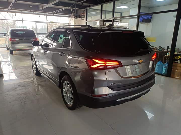 Фото 5 - Chevrolet Equinox