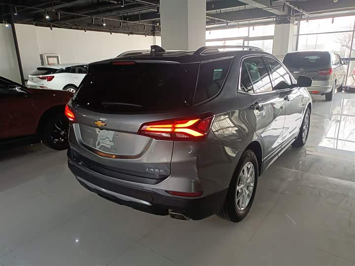 Фото 7 - Chevrolet Equinox