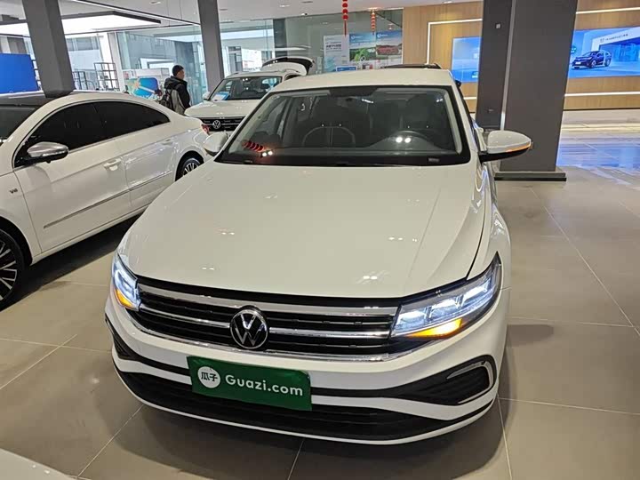 Фото 3 - Volkswagen Bora