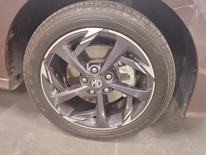 Фото 6 - MG Motor 5