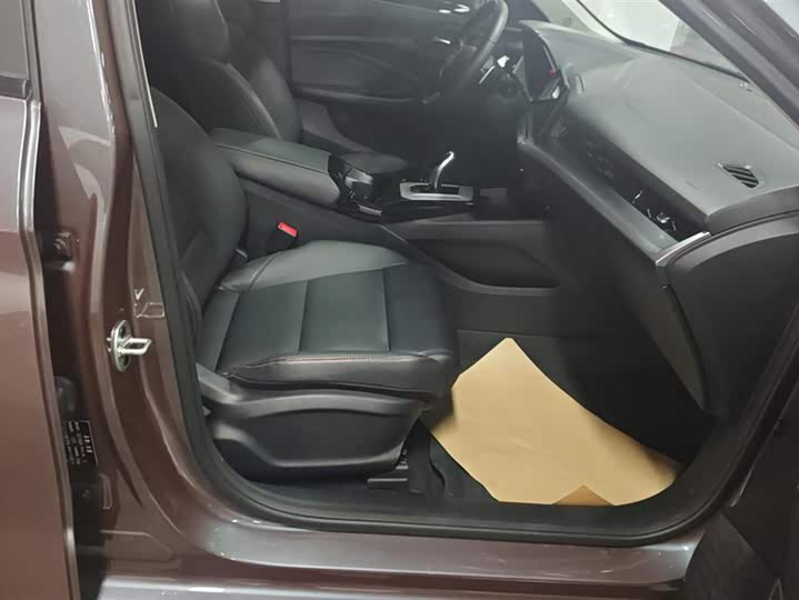 Фото 8 - MG Motor 5