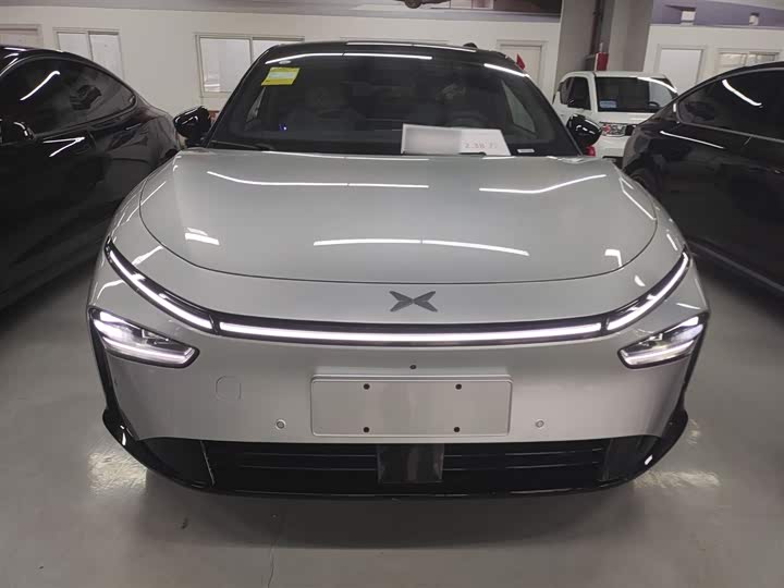 Фото 3 - XPeng F57