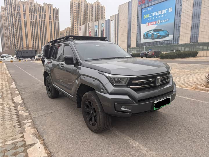 Фото 3 - Tank 400 Hybrid