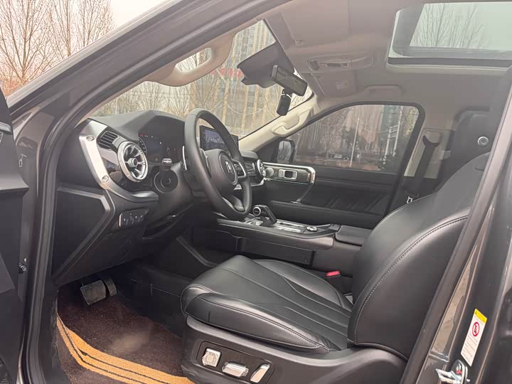 Фото 8 - Tank 400 Hybrid