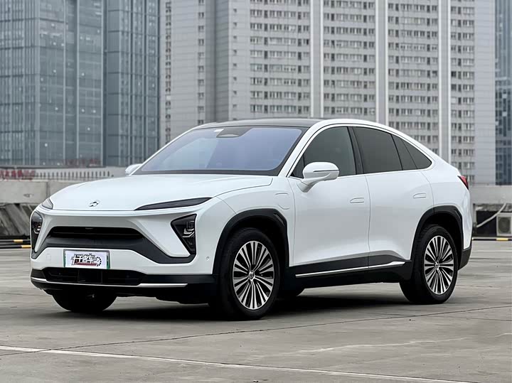 Фото 1 - Nio EC6