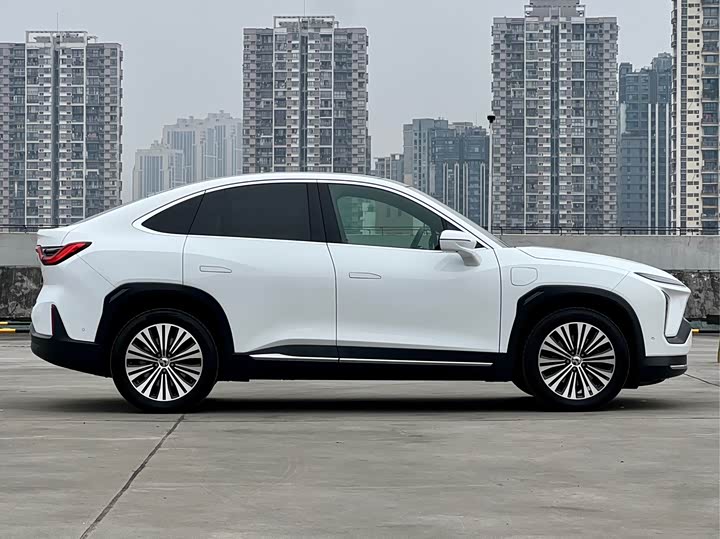 Фото 6 - Nio EC6