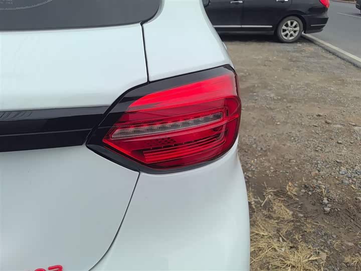 Фото 8 - Leapmotor T03