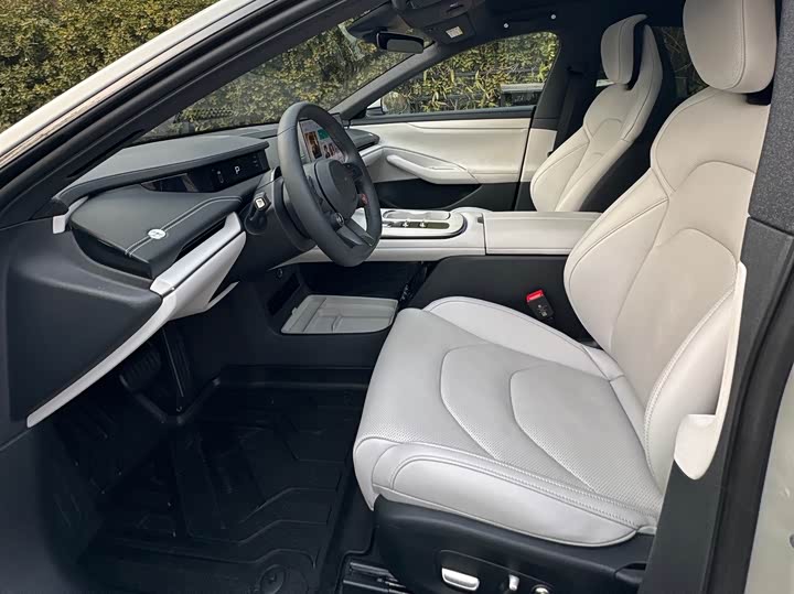 Фото 9 - Xiaomi SU7