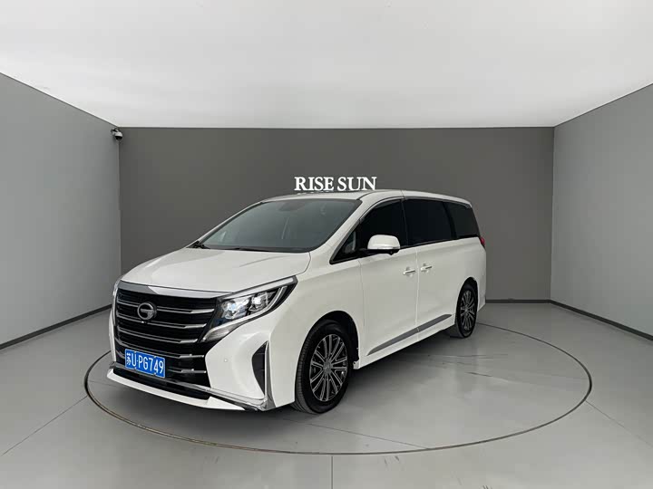 Фото 1 - GAC Trumpchi M8