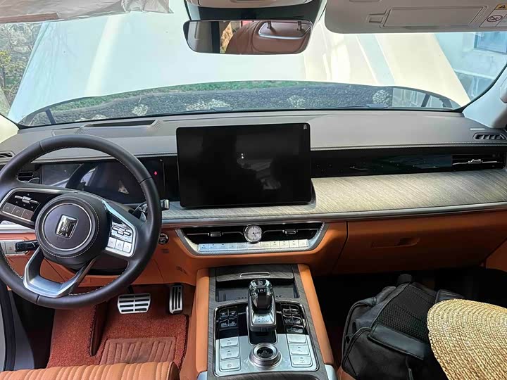 Фото 6 - Tank 500 Hybrid