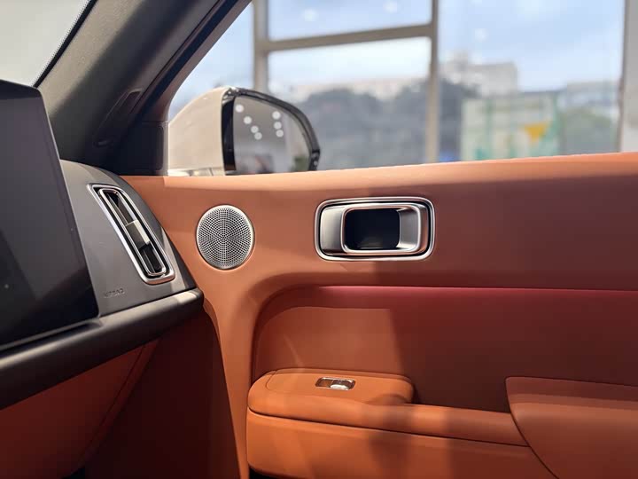 Фото 9 - LiXiang L7