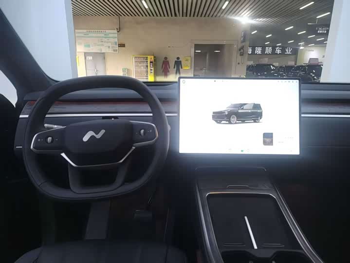 Фото 6 - Nio Onvo L90