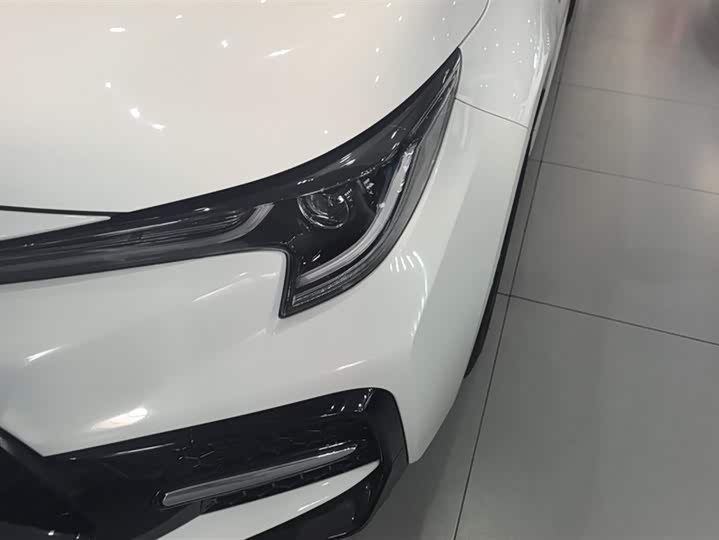 Фото 5 - Toyota Levin