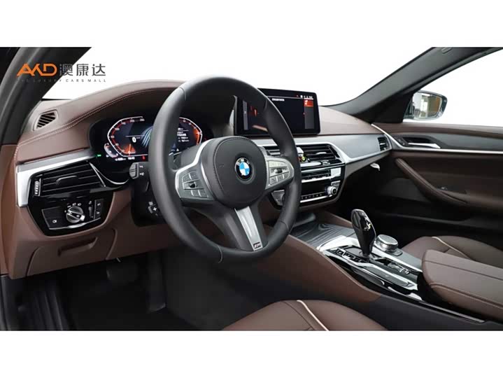 Фото 6 - BMW 5 Series