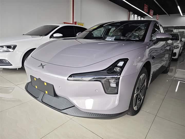 Фото 2 - XPeng Mona M03