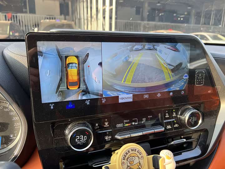 Фото 7 - Toyota Highlander