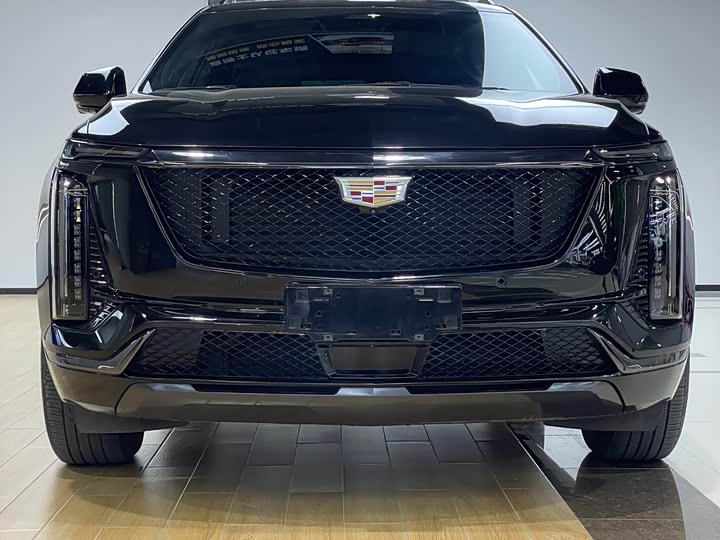 Фото 2 - Cadillac XT5