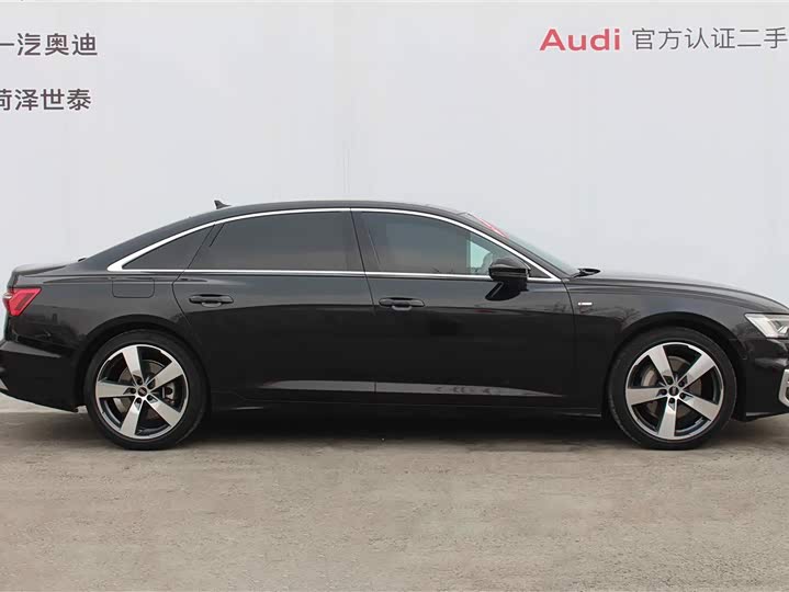 Фото 2 - Audi A6L