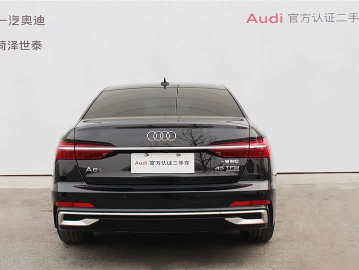 Фото 5 - Audi A6L