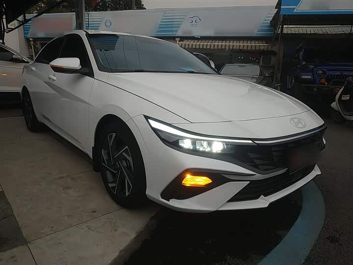 Фото 4 - Hyundai Elantra N line