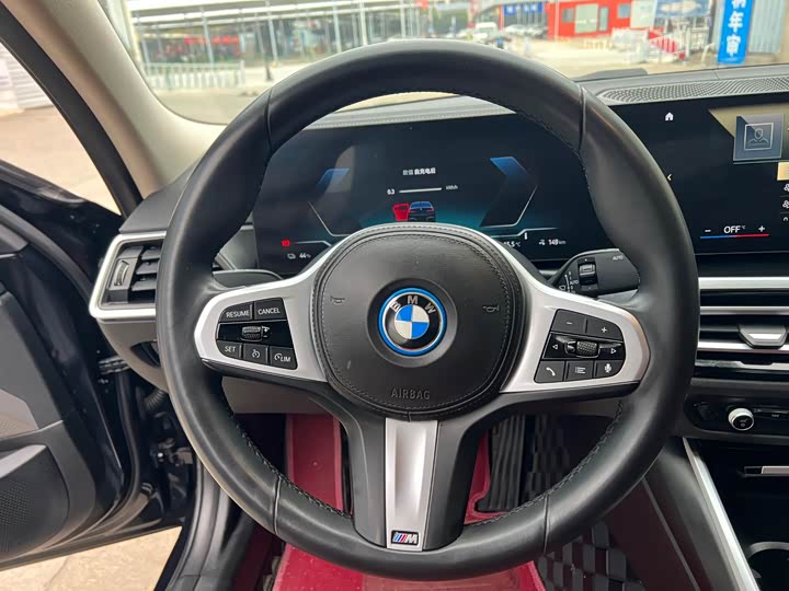 Фото 9 - BMW i3