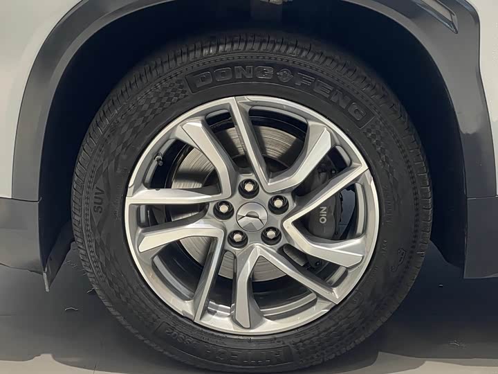 Фото 5 - Nio EC6