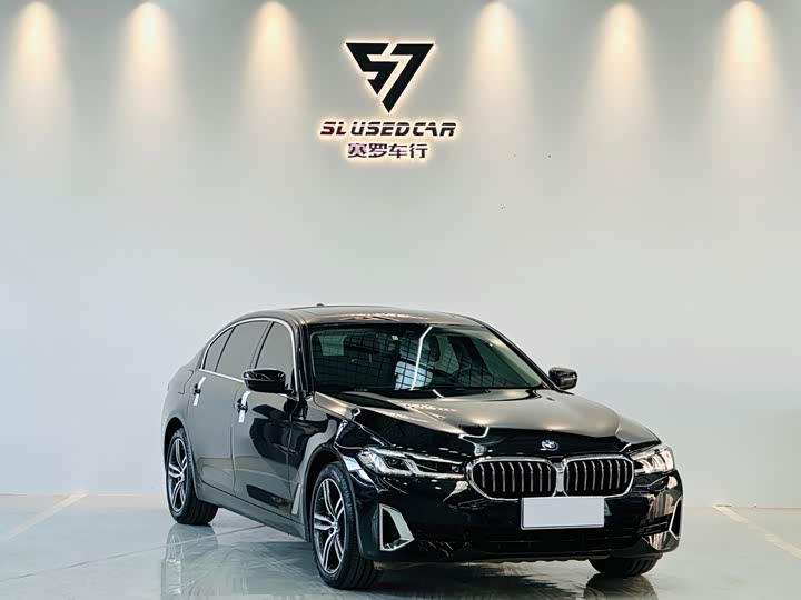 Фото 3 - BMW 5 Series