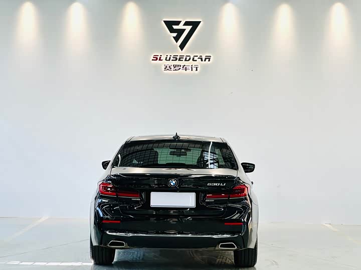 Фото 8 - BMW 5 Series