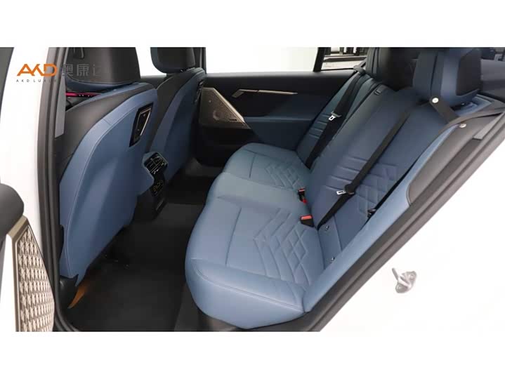 Фото 7 - BMW 5 Series