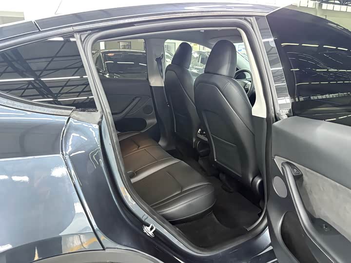 Фото 9 - Tesla Model Y