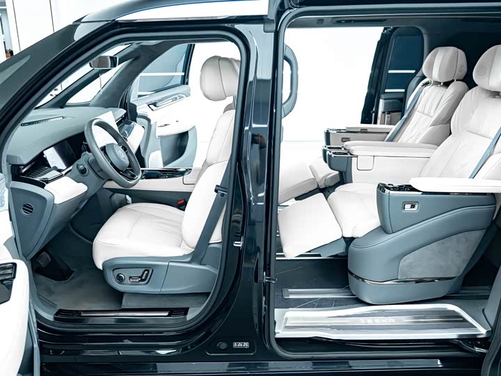 Фото 6 - Zeekr 009