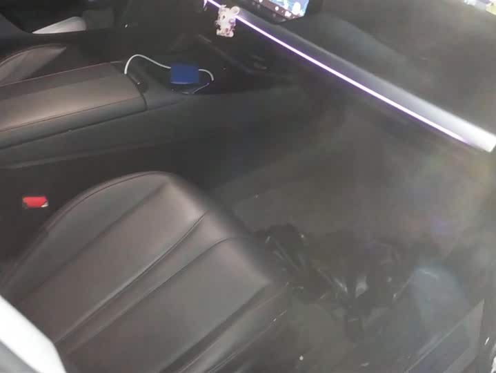 Фото 8 - XPeng P7