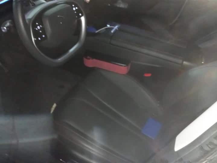 Фото 9 - XPeng P7