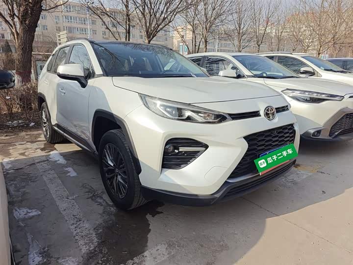 Фото 4 - Toyota Wildlander