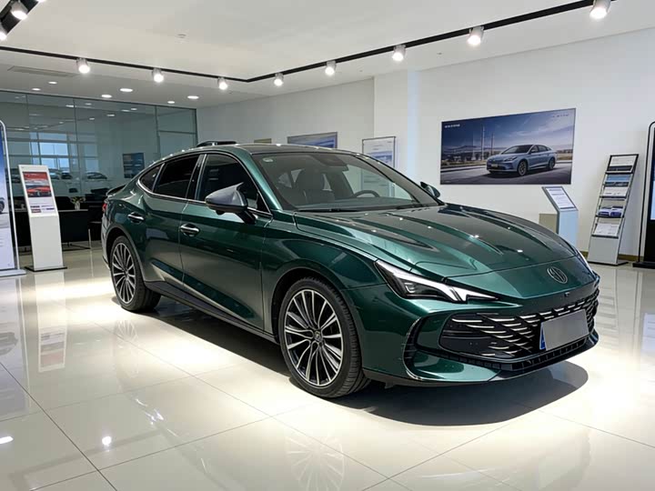 Фото 3 - MG Motor 7