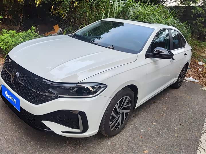 Фото 1 - Volkswagen Lavida