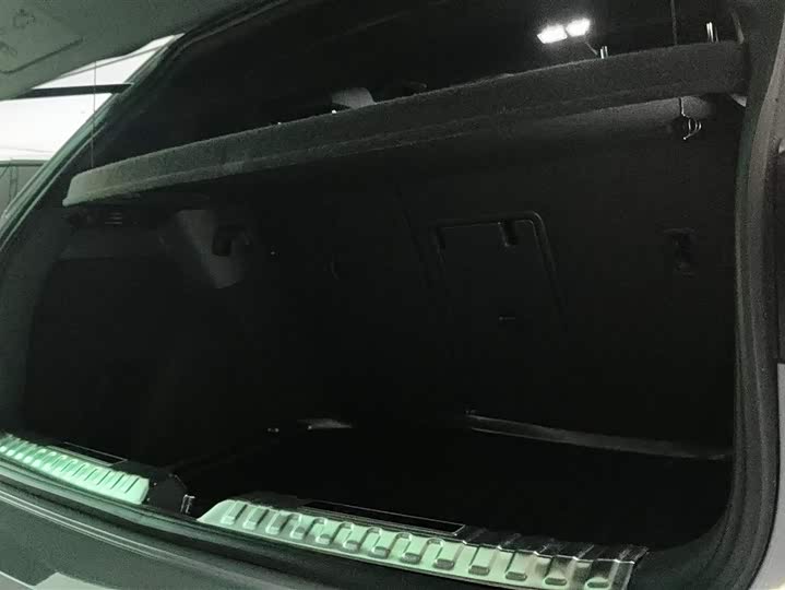 Фото 4 - Volkswagen Golf