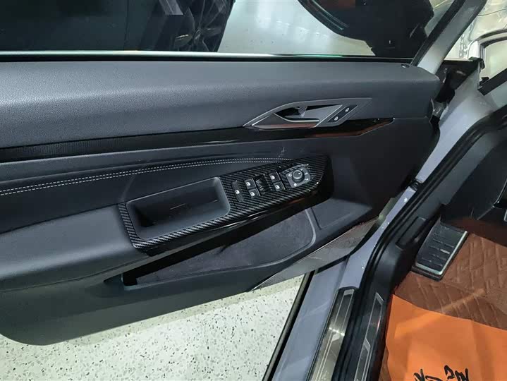 Фото 7 - Volkswagen Golf