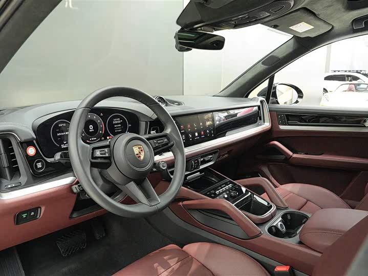 Фото 8 - Porsche Cayenne