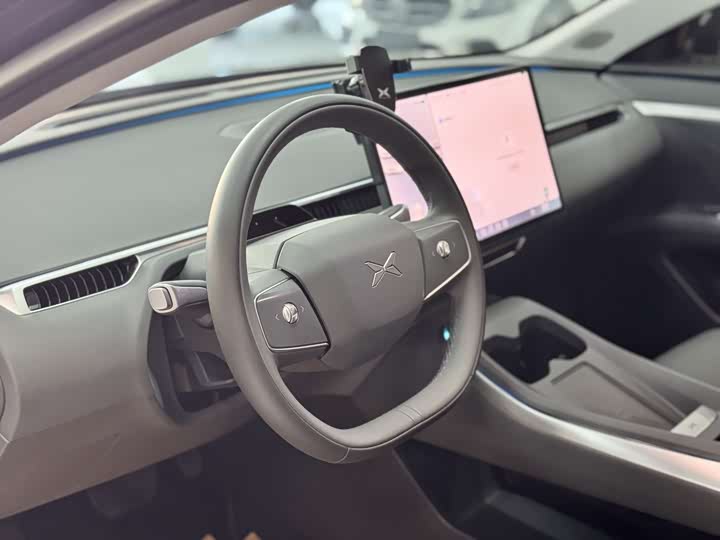 Фото 5 - XPeng Mona M03