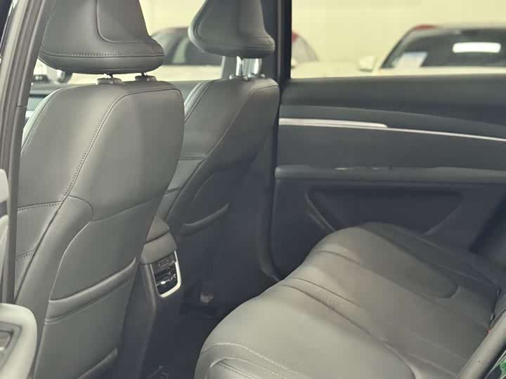 Фото 9 - XPeng Mona M03