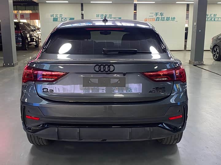Фото 4 - Audi Q3 Sportback