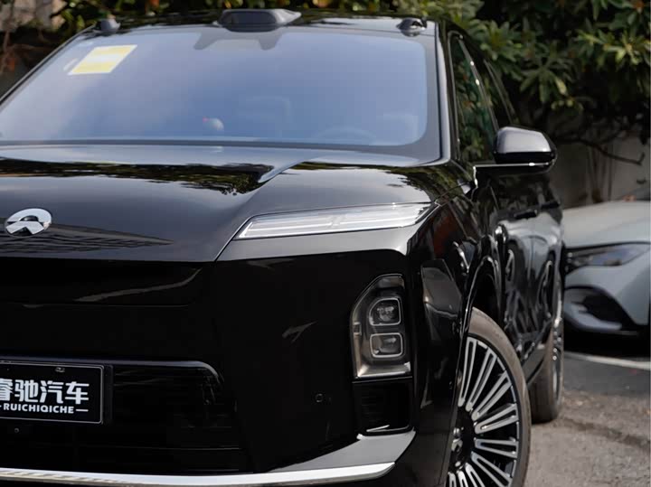Фото 6 - Nio ES8
