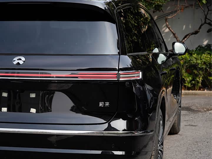 Фото 7 - Nio ES8