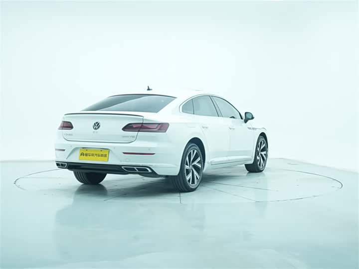 Фото 8 - Volkswagen CC