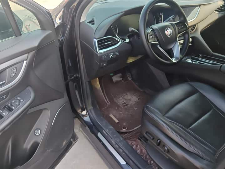 Фото 9 - Buick Enclave