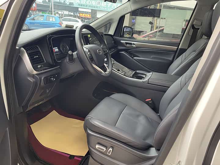 Фото 4 - GAC Trumpchi M8