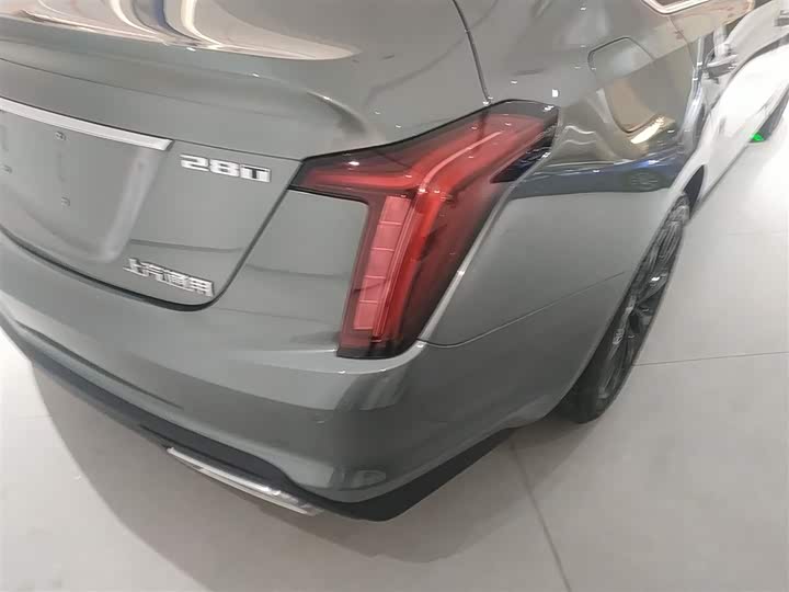 Фото 8 - Cadillac CT5