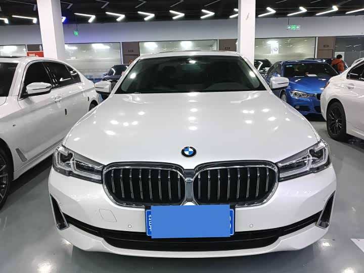 Фото 2 - BMW 5 Series